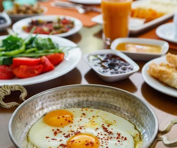 Отель Suena Кешме